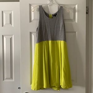 Color blocked dress